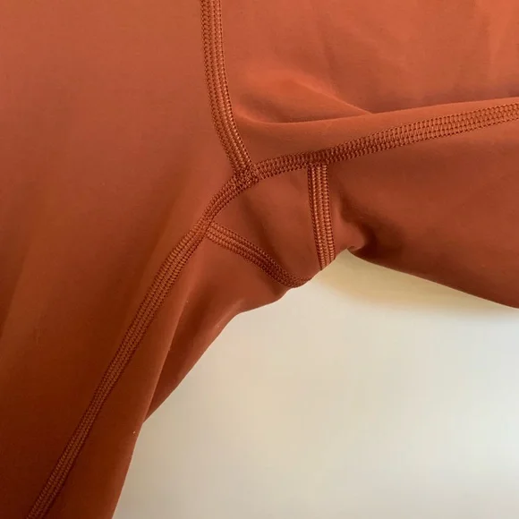 Lululemon Wunder Train High-Rise Tight 25" in Dark Terracotta - Picture 2 of 7